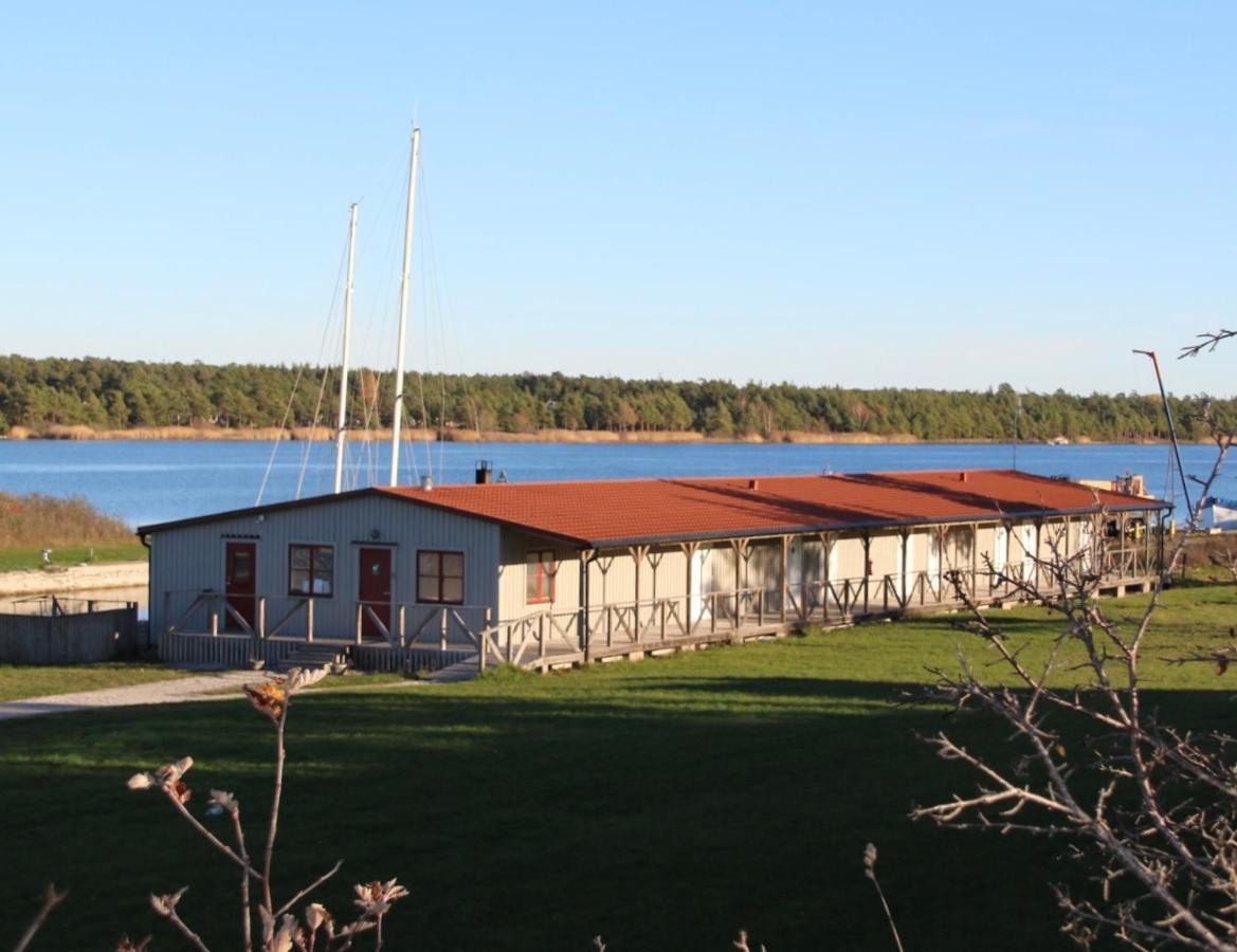 Valleviken Hotell Екстериор снимка