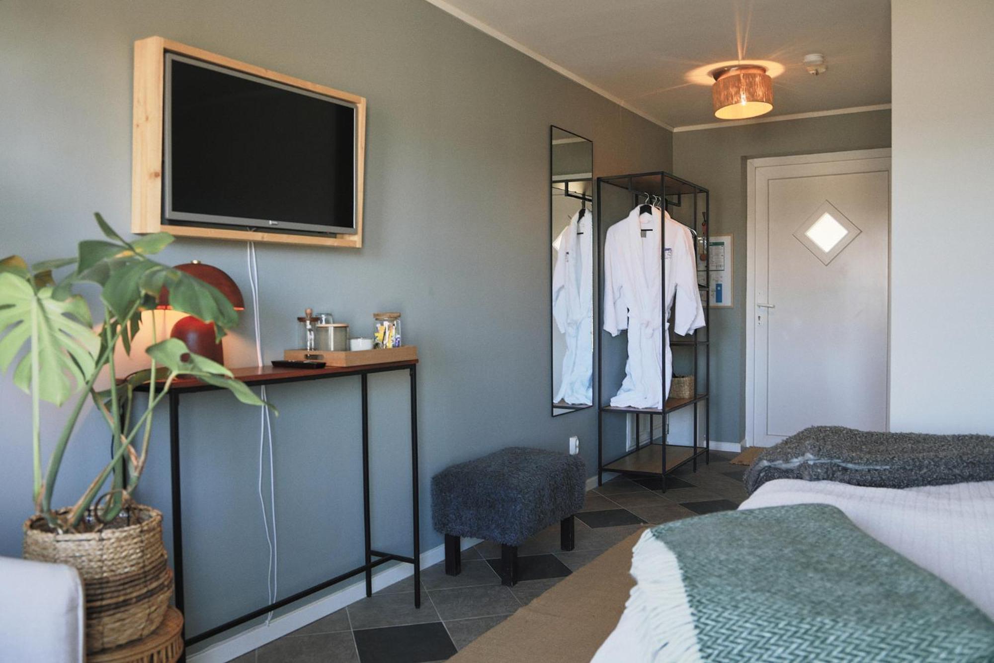 Valleviken Hotell Екстериор снимка